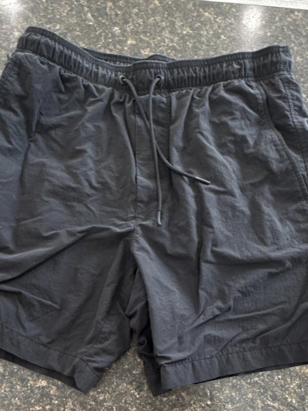 American Eagle Men's 24/7 Trekker Shorts Black Size S Drawstring Zipper Pockets